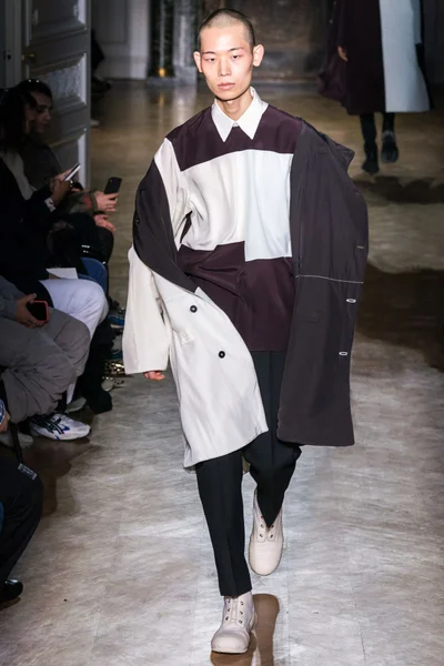 Look 38